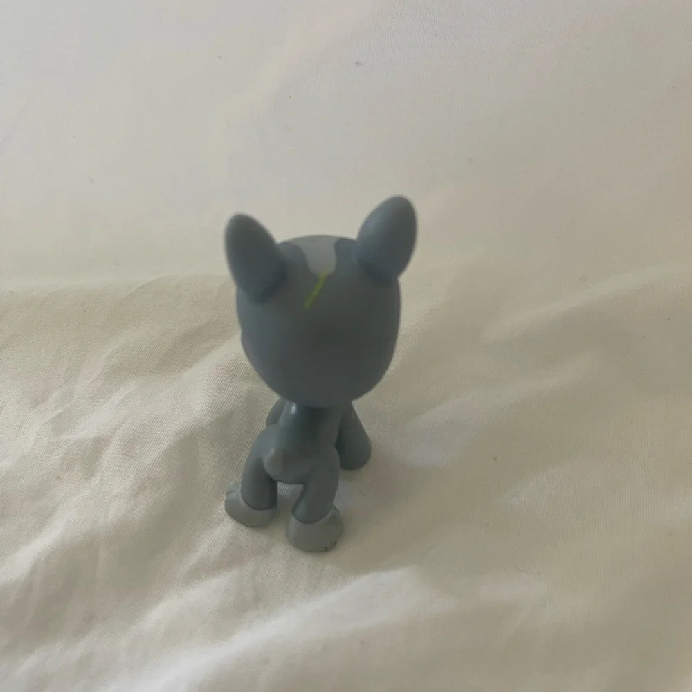Littlest Pet Shop LPS Blue dog, Boston Terrier, bat eyes #857
